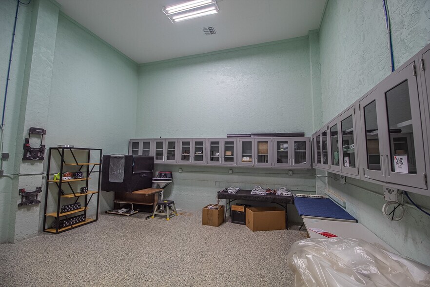 More Photos Of 8261 Burnt Store Rd, Punta Gorda Warehouse For Sale