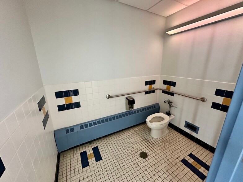 More Photos Of 55 Cox Rd, Williamstown Schools For Sale