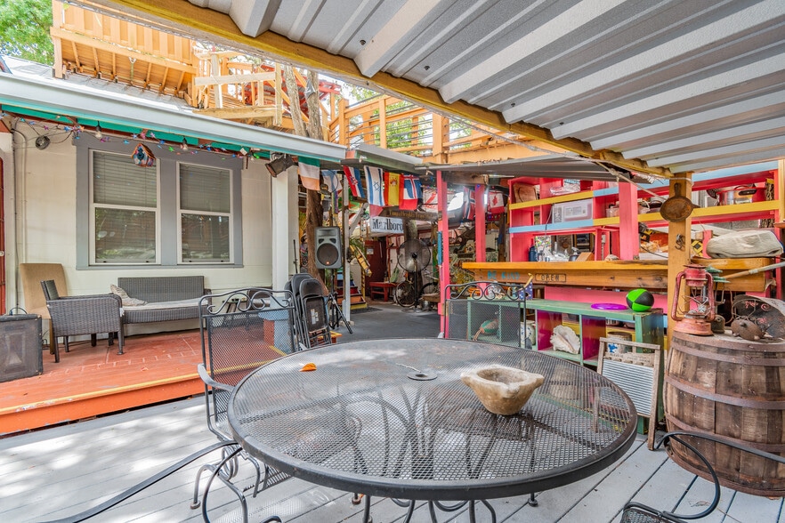 More Photos Of 3109 N Ola Ave, Tampa Hospitality For Sale