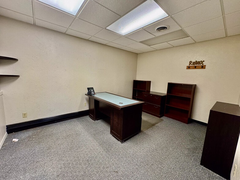 More Photos Of 1050 Triplett Blvd, Akron Warehouse For Sale