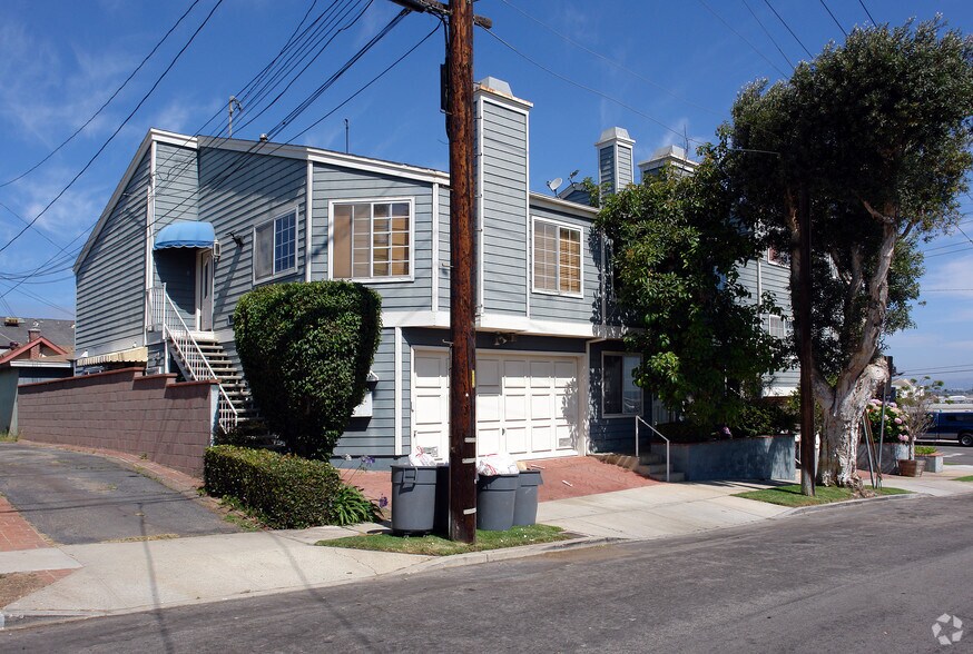 More Photos Of 426 E Imperial Ave, El Segundo Apartments For Sale