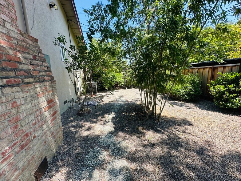 More Photos Of 3076 Union Ave, San Jose Office Residential For Sale