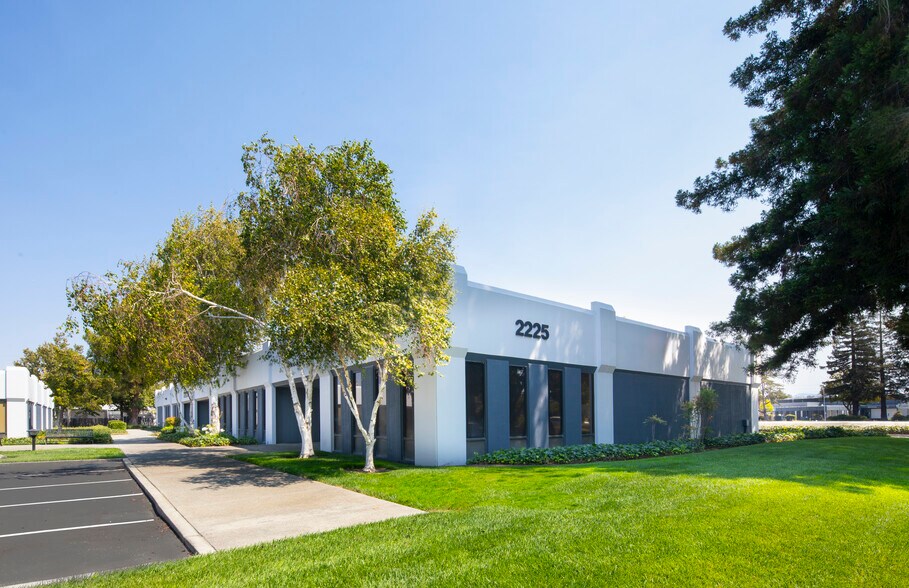 More Photos Of 2225 Martin Ave, Santa Clara Unknown For Lease