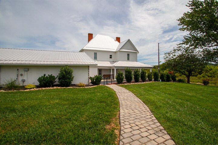 More Photos Of 1917 Valley Home Rd, Dandridge Specialty For Sale