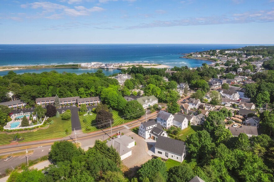 More Photos Of 307 Main St, Ogunquit Storefront For Sale