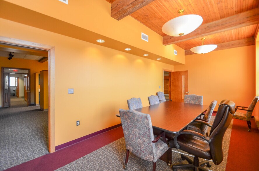 More Photos Of 22 S 2nd St, Emmaus Loft Creative Space For Lease