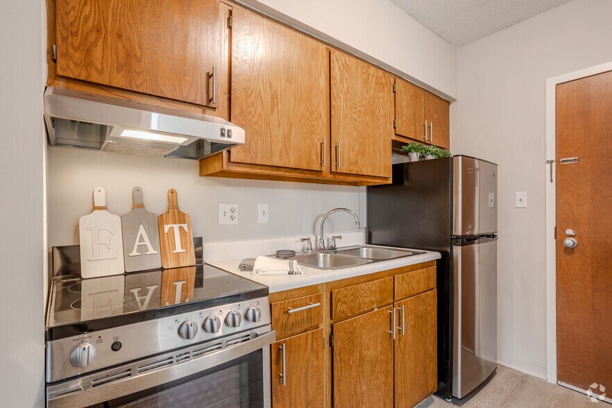 More Photos Of 4700 Westgrove St, Raleigh Apartments For Sale