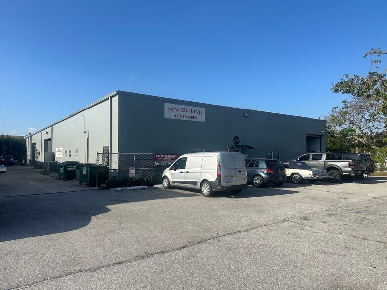 Primary Photo Of 170 NW 16th St, Boca Raton Warehouse For Sale