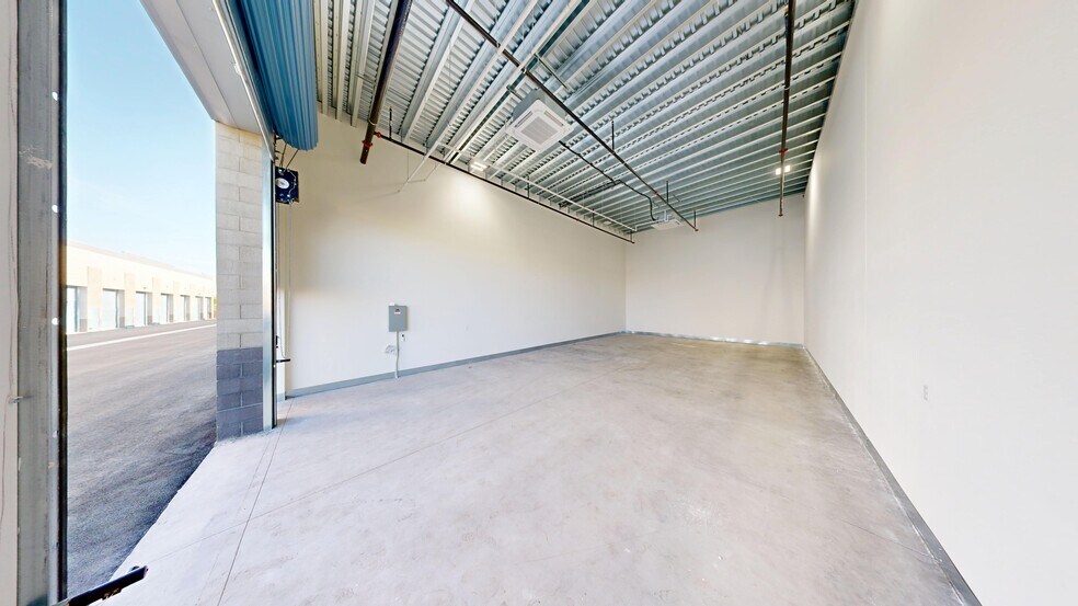 More Photos Of 6440 S Jones Blvd, Las Vegas Industrial For Sale