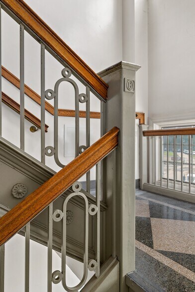 More Photos Of 380 N Main St, Mansfield Office Residential For Sale