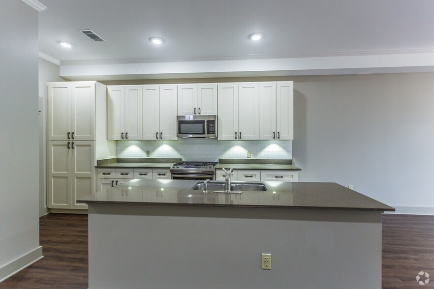 More Photos Of 1730 S Germantown Rd, Germantown Apartments For Lease