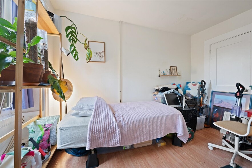 More Photos Of 72 3rd St, Bangor Apartments For Sale