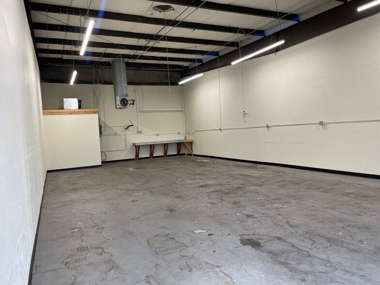 More Photos Of 807-831 Davis St, Vacaville Unknown For Lease