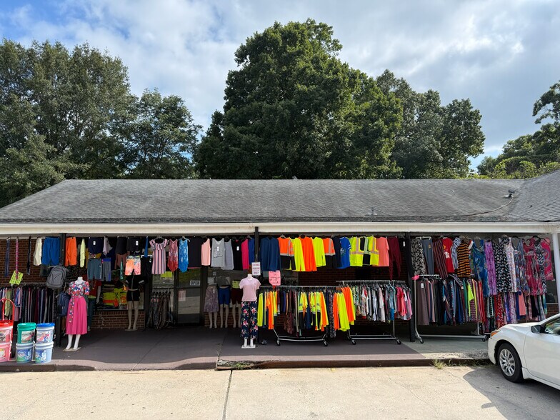 Primary Photo Of 807-815 E Garrison Blvd, Gastonia Freestanding For Lease