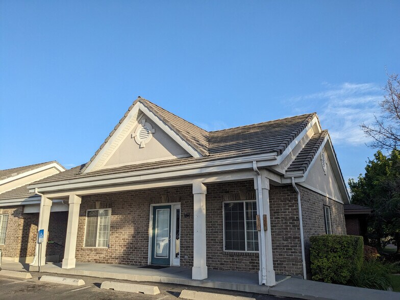 More Photos Of 194 E 860 S, Orem Office For Lease