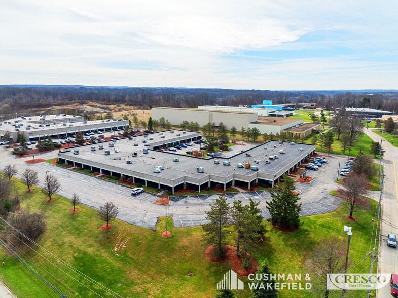 More Photos Of 9700 Rockside Rd, Valley View Unknown For Lease