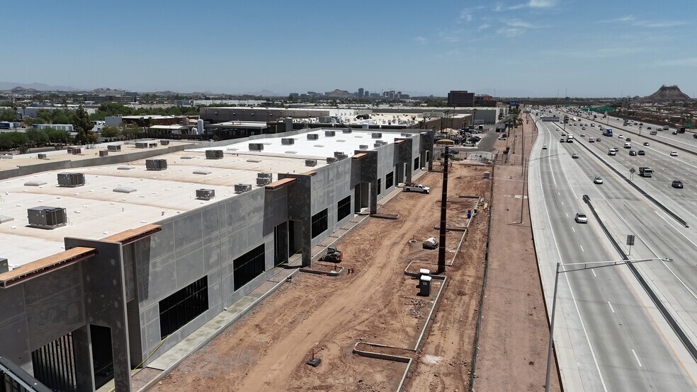 More Photos Of 4221 E Raymond St, Phoenix Warehouse For Lease