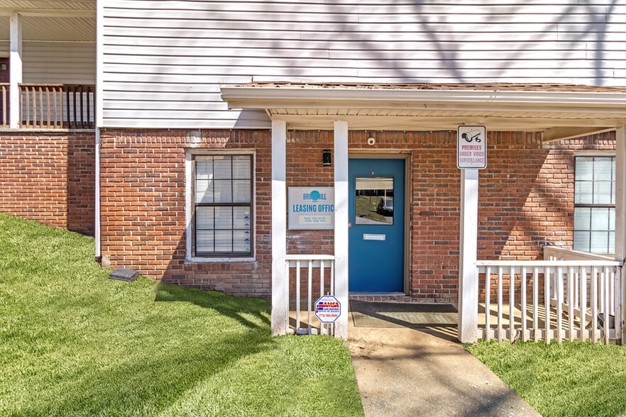 More Photos Of 563 Briar Hill Ct, Riverdale Apartments For Sale