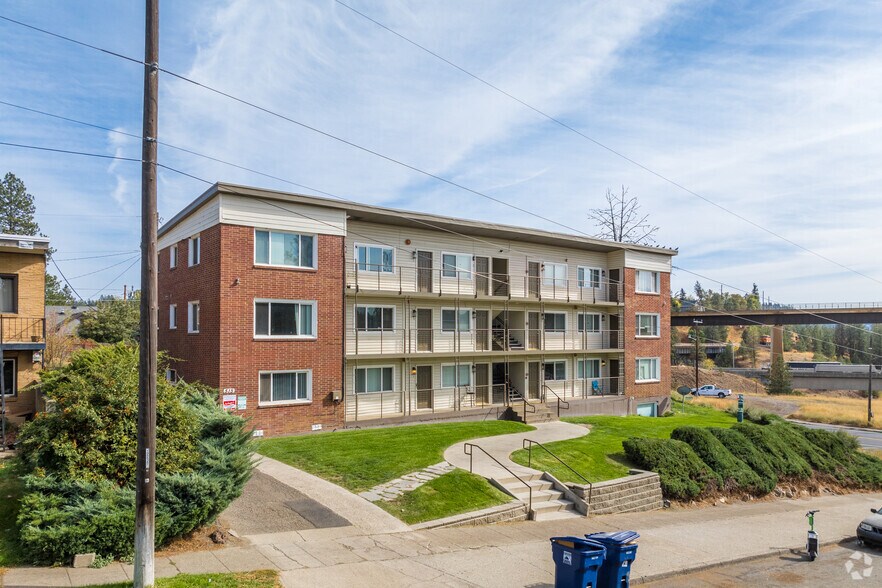 More Photos Of 515 S Coeur D' Alene St, Spokane Apartments For Sale