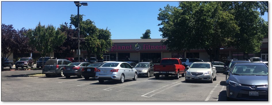 More Photos Of 2401 E Orangeburg Ave, Modesto Unknown For Lease