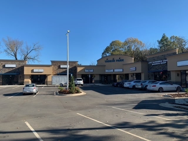 More Photos Of 5447 Yadkin Rd, Fayetteville Storefront For Lease