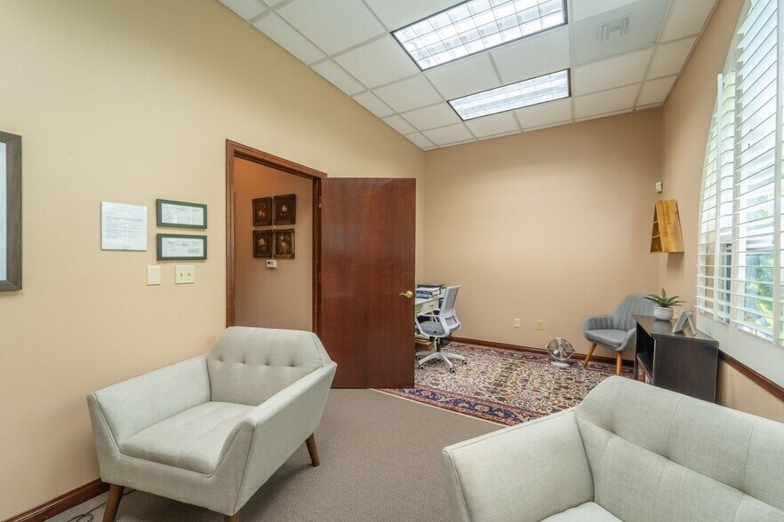 More Photos Of 1444 W Main St, Ripon Medical For Lease