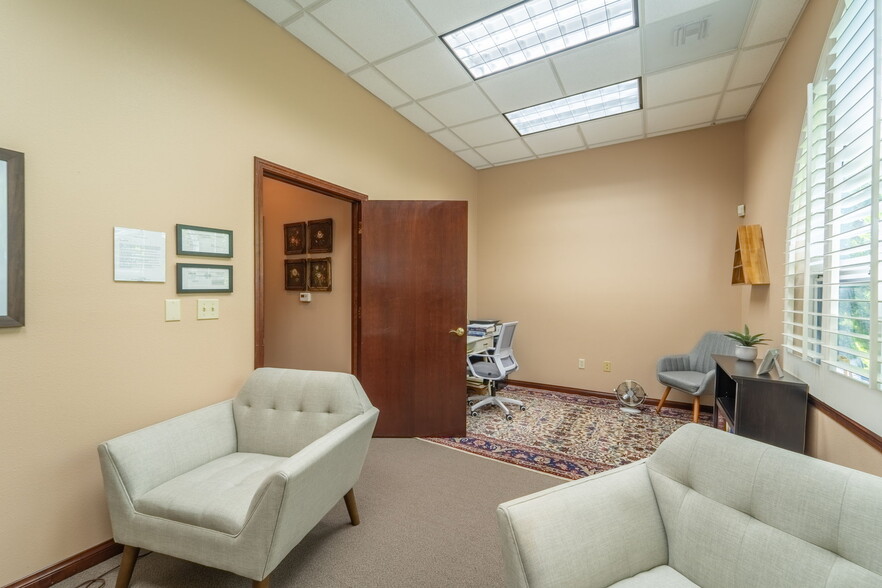 More Photos Of 1444 W Main St, Ripon Medical For Sale