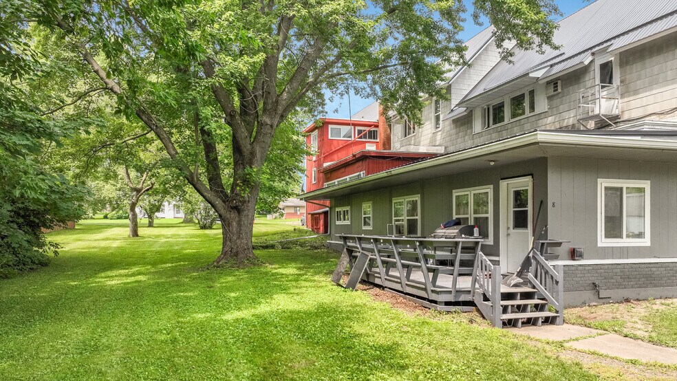 More Photos Of 106 S Harding St, Owen Apartments For Sale