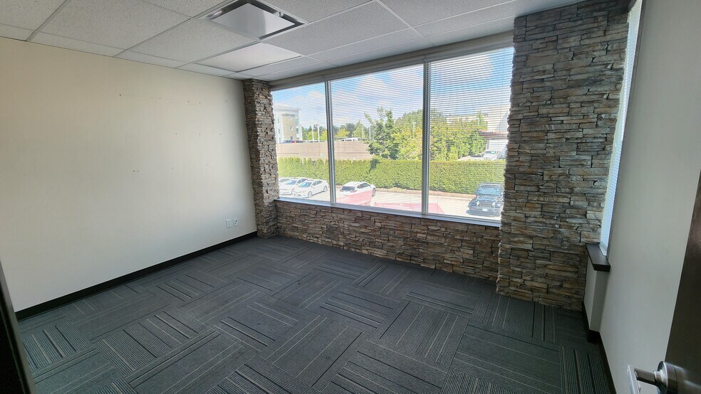More Photos Of 20385 64th Ave, Langley Twp Office For Lease