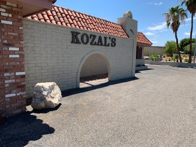 More Photos Of 901 E Tropicana Ave, Las Vegas Office For Sale