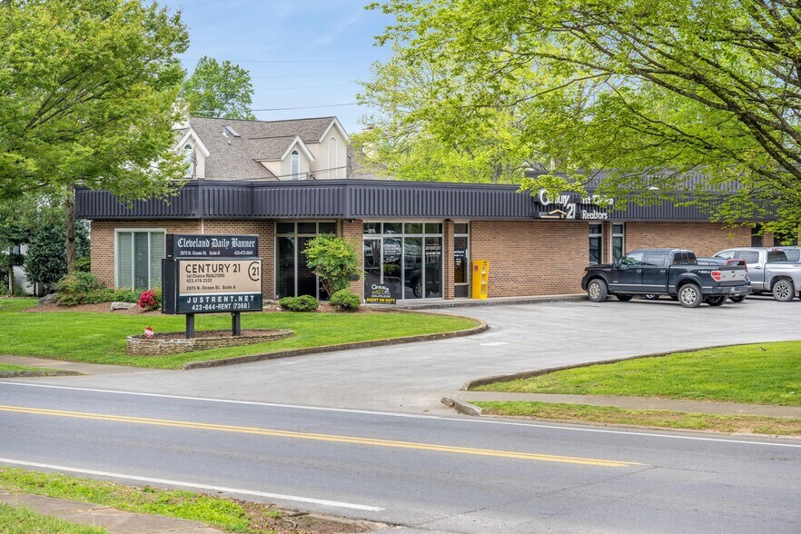 More Photos Of 2120 N Ocoee St, Cleveland Apartments For Sale