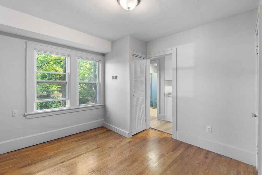 More Photos Of 1305 Brown St, Akron Storefront Retail Residential For Sale