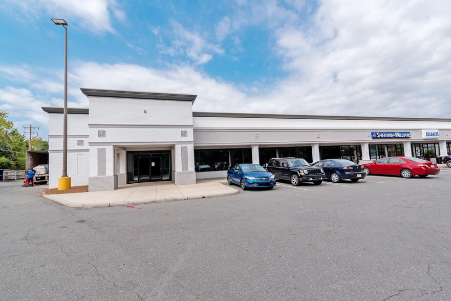 More Photos Of 9101 Highway 51, Pineville Unknown For Lease