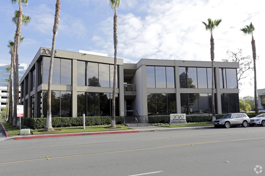 More Photos Of 2062 Business Center Dr, Irvine Unknown For Lease