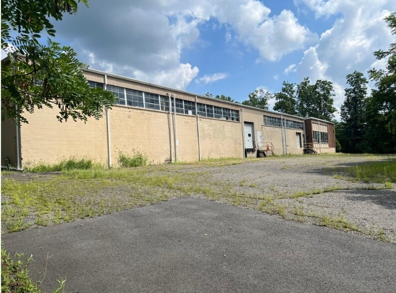 More Photos Of 342 US Highway 22, Green Brook Warehouse For Sale