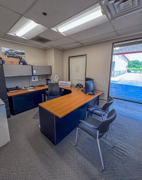 More Photos Of 4444 Highway 52 N, Rochester Auto Dealership For Sale