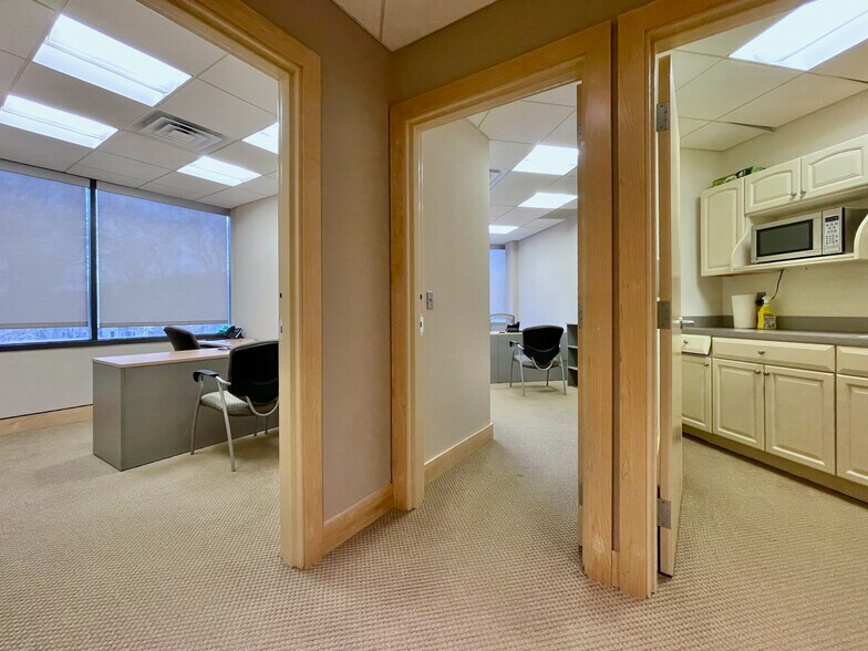 More Photos Of 90 Grove St, Ridgefield Medical For Sale