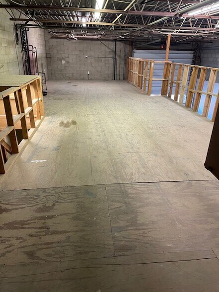 More Photos Of 706 Crain Hwy N, Glen Burnie Flex For Lease