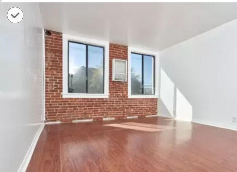More Photos Of 101 Dudley Ave, Venice Apartments For Sale