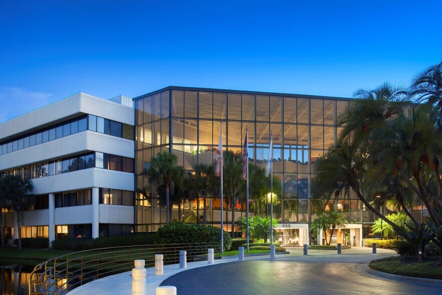 More Photos Of 555 Winderley Pl, Maitland Coworking Space