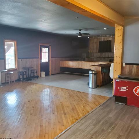 More Photos Of 9772 Seneca Trl, Mill Creek General Retail For Sale