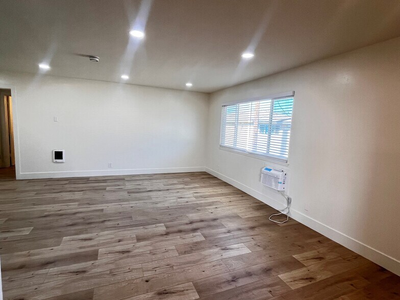 More Photos Of 13262 Verde St, Garden Grove Apartments For Sale