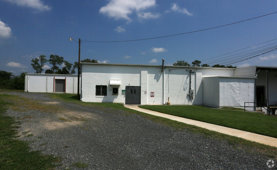 More Photos Of 205 Brick Kiln Rd, Winchester Warehouse For Sale