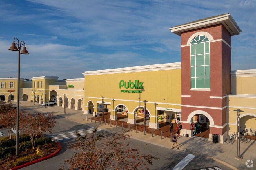 More Photos Of 804-888 Gulf Breeze Pky, Gulf Breeze Unknown For Lease