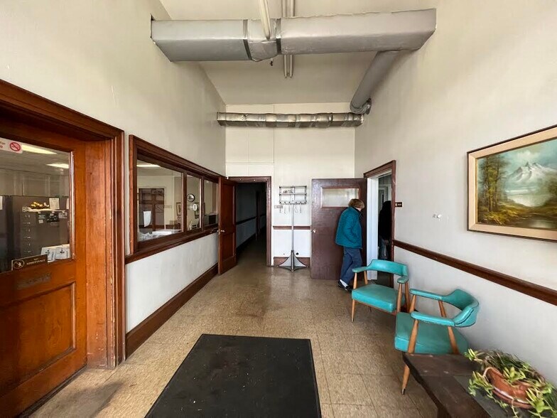 More Photos Of 20 Privilege St, Woonsocket Manufacturing For Sale