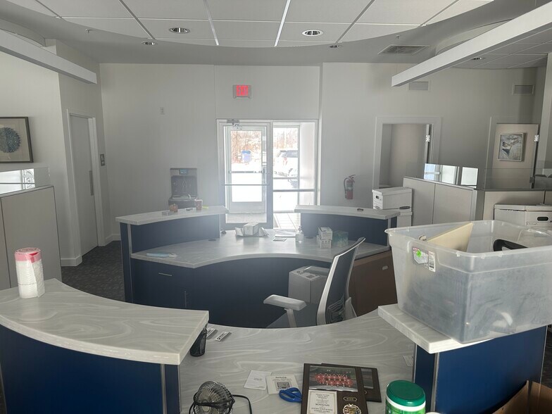 More Photos Of 301 N Richardson, Vicksburg Freestanding For Lease