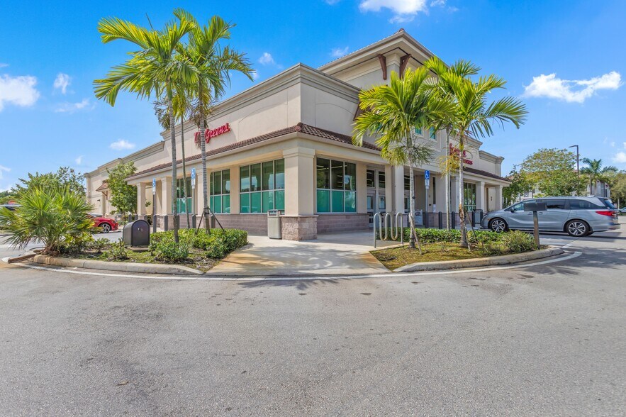 More Photos Of 18410 Pines Blvd, Pembroke Pines Drugstore For Sale