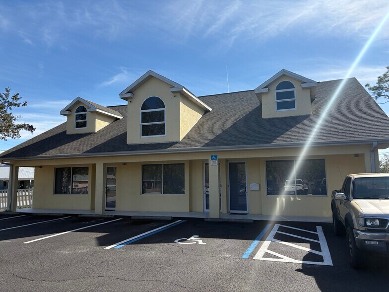 Primary Photo Of 493 Barger Dr, Port Charlotte Office For Lease