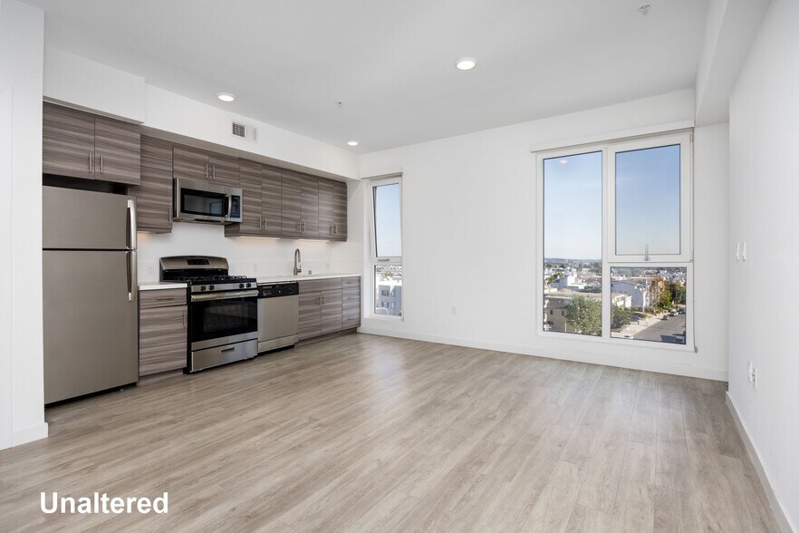 More Photos Of 12035 Wilshire Blvd, Los Angeles Apartments For Lease