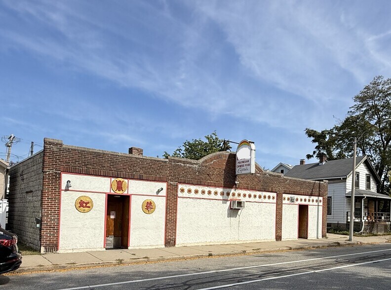 More Photos Of 34-36 No. Beacon st, Watertown Restaurant For Sale